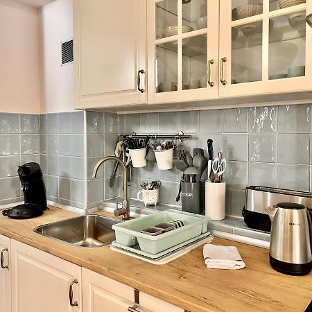 Downtown Apartment By United Renters Аликанте Екстериор снимка