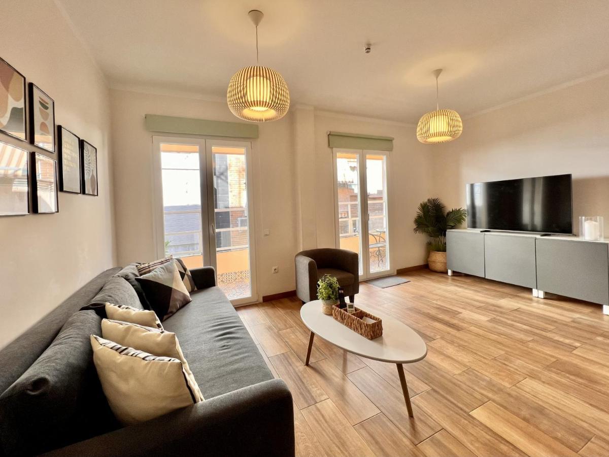 Downtown Apartment By United Renters Аликанте Екстериор снимка
