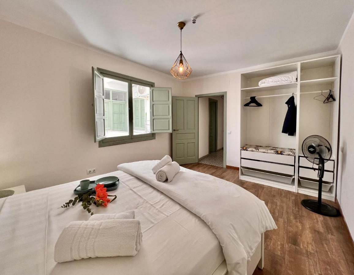 Downtown Apartment By United Renters Аликанте Екстериор снимка