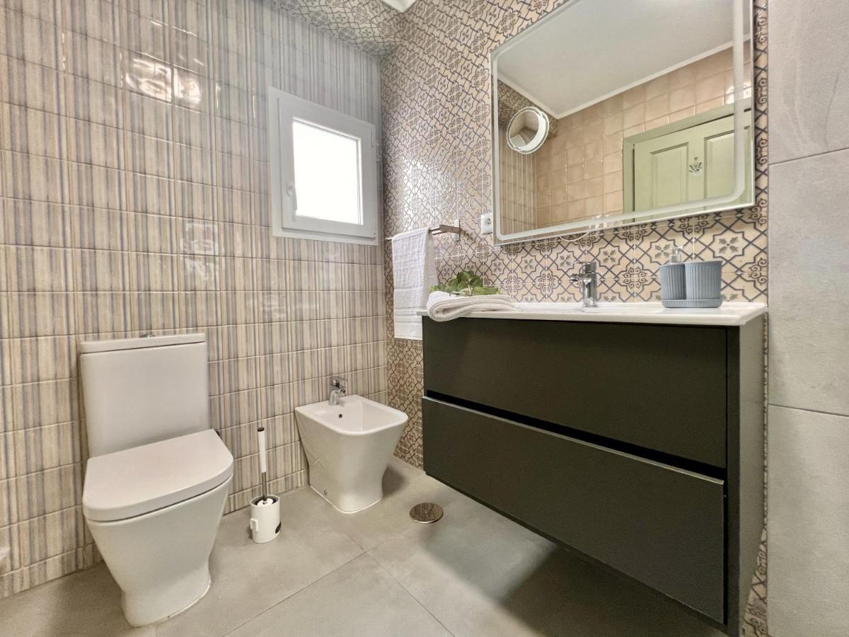 Downtown Apartment By United Renters Аликанте Екстериор снимка