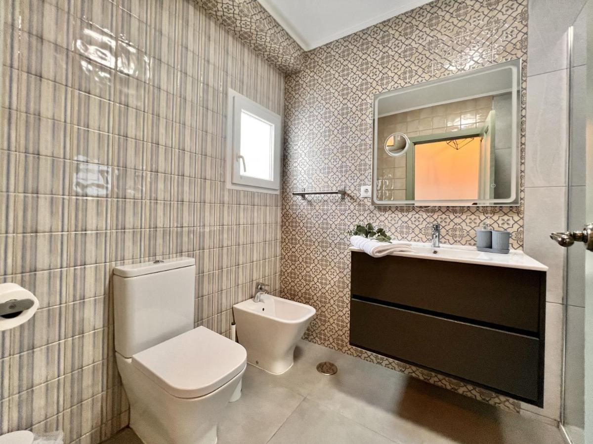 Downtown Apartment By United Renters Аликанте Екстериор снимка